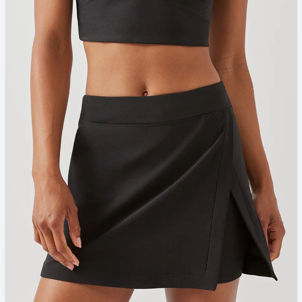 Outdoor Voices Court Skort XS NWOT